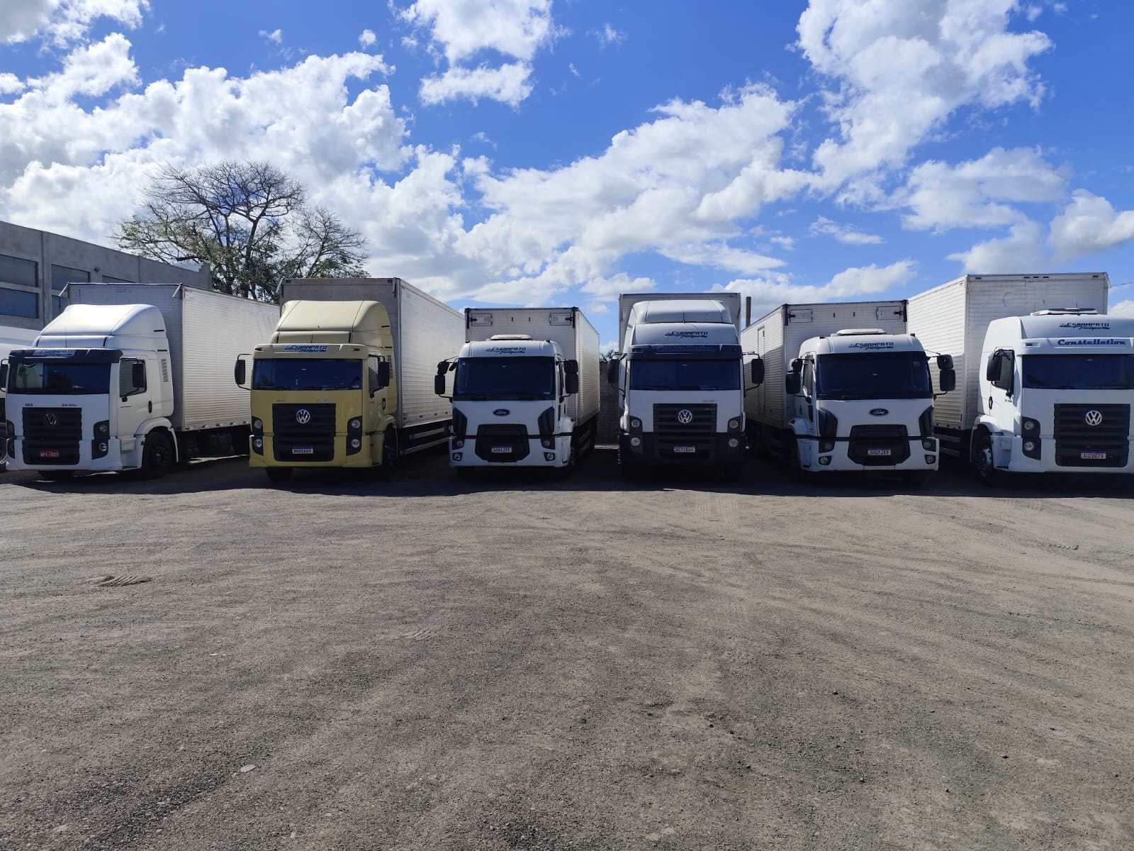 Frota completa Esbampato Transportes